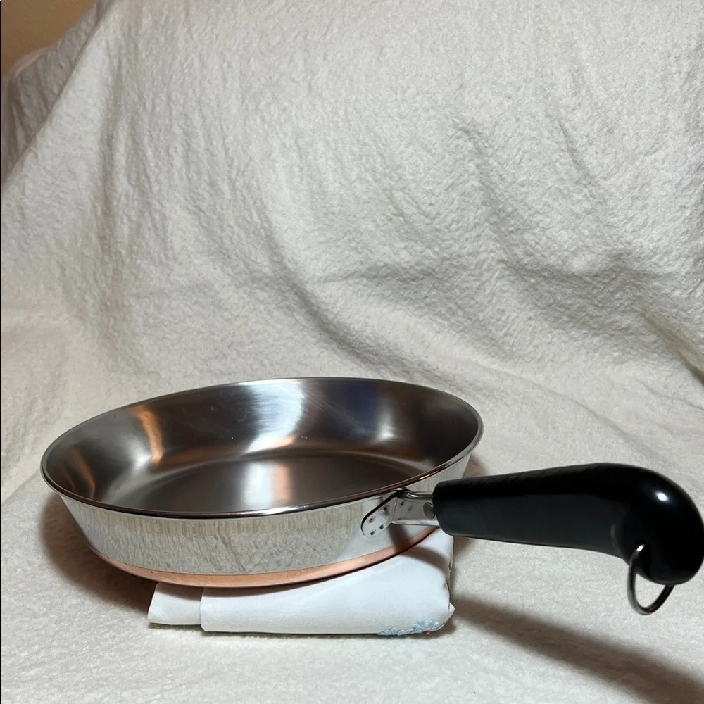 Revere Ware 10” classic skillet EUC